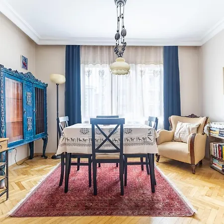 Cozy Flat Near Bagdat Avenue In Suadiye 公寓